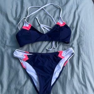 Navy blue Cupshe bikini. Fairly worn, in good condition.